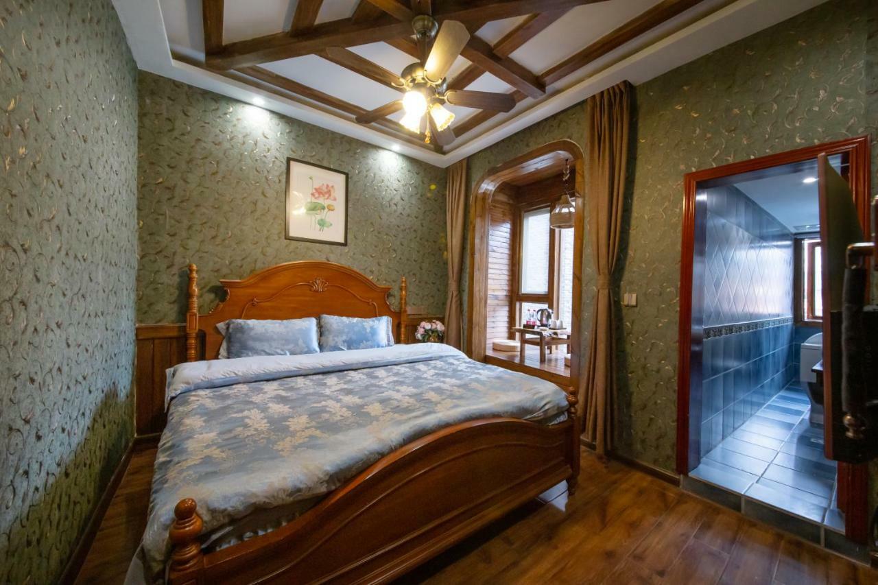 Flower Time Inn Fenghuang Exterior foto